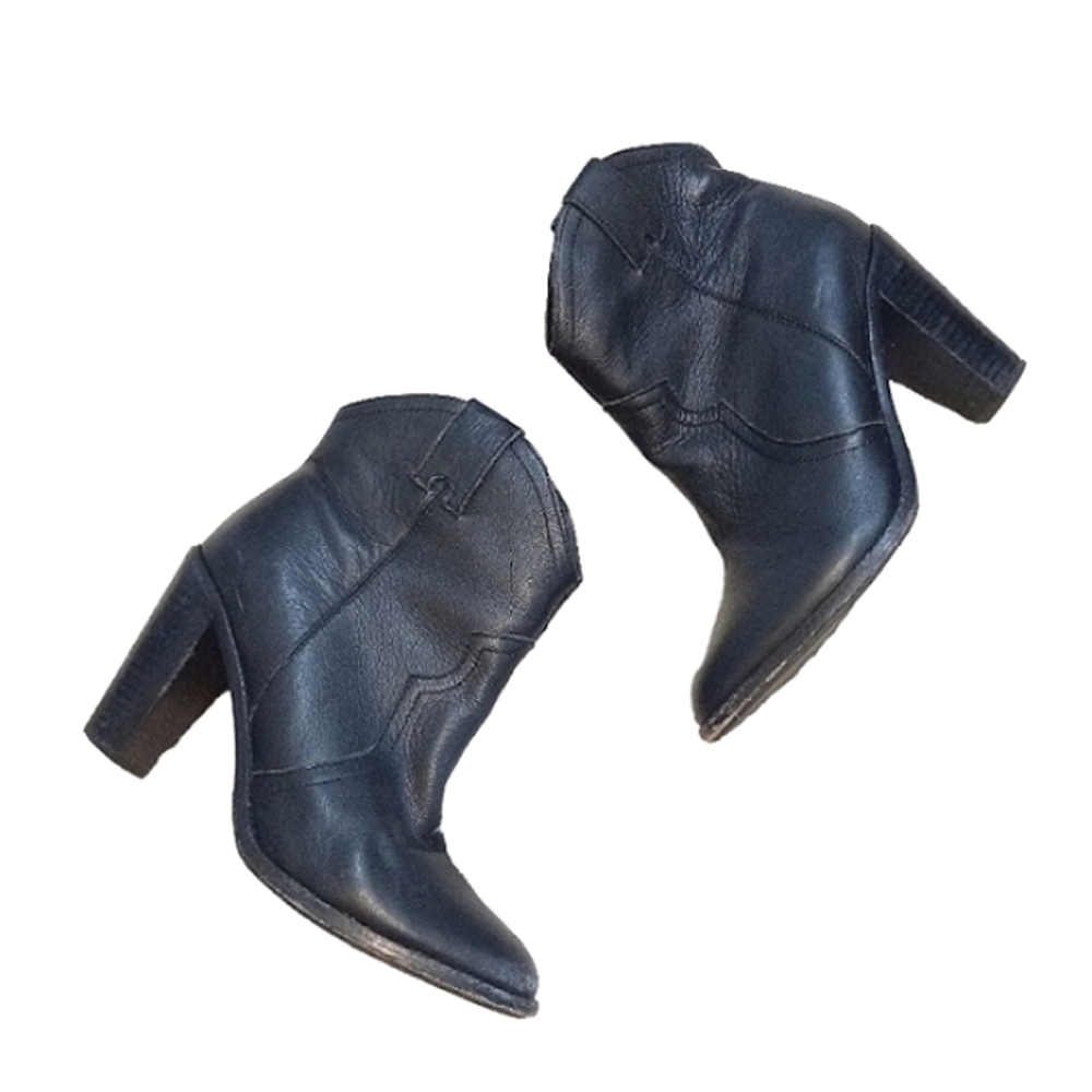 Joie boots